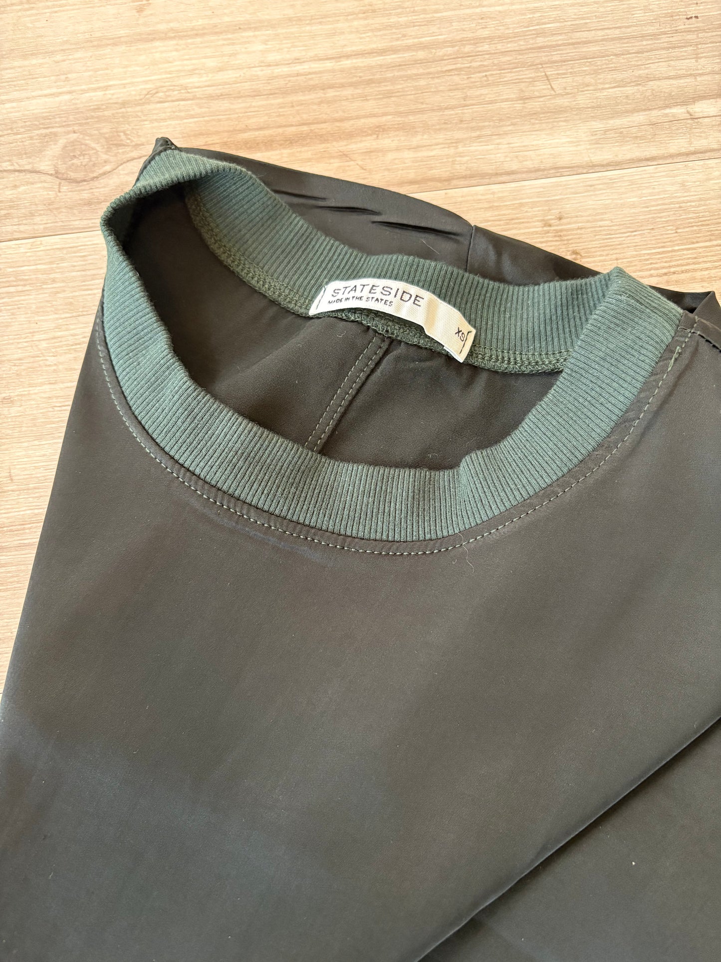 Cosmo Satin Crewneck Top - Everfall