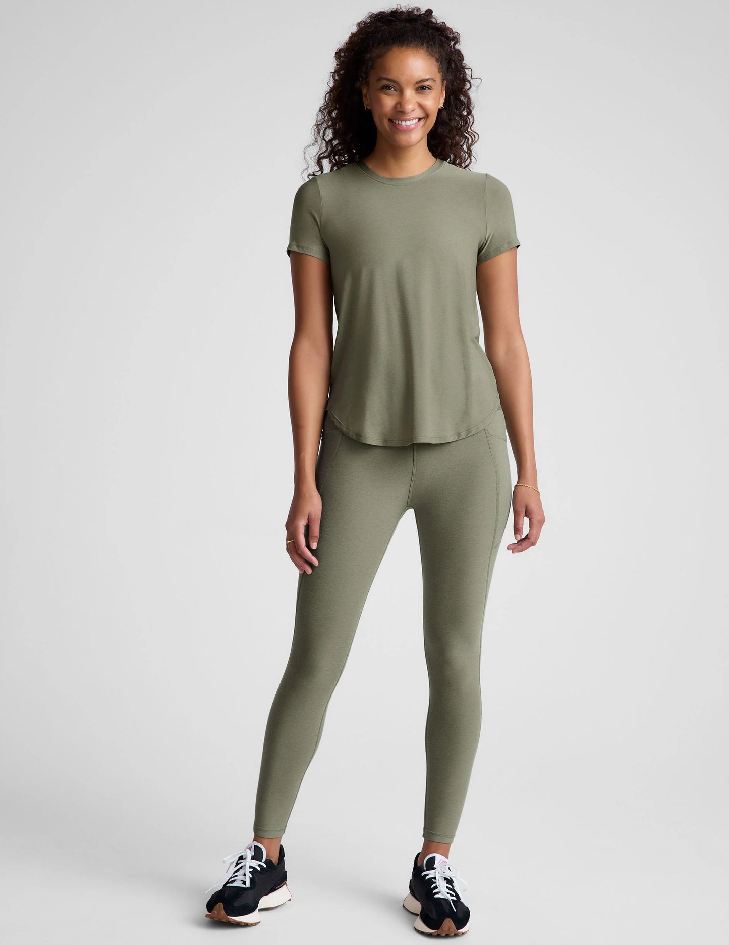 Featherweight On The Down Low Tee - Grey Sage Hthr