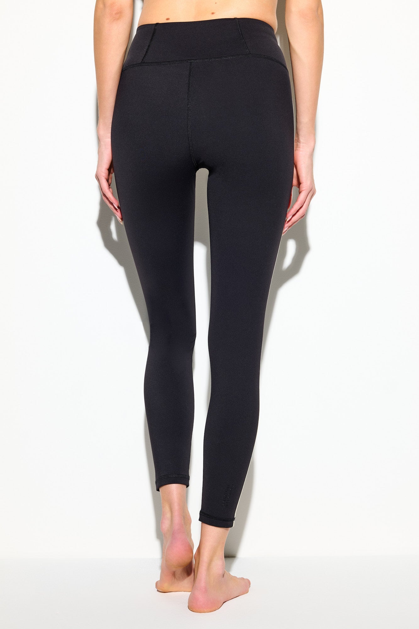 Skye 7/8 High Waist Legging - Black/Canvas