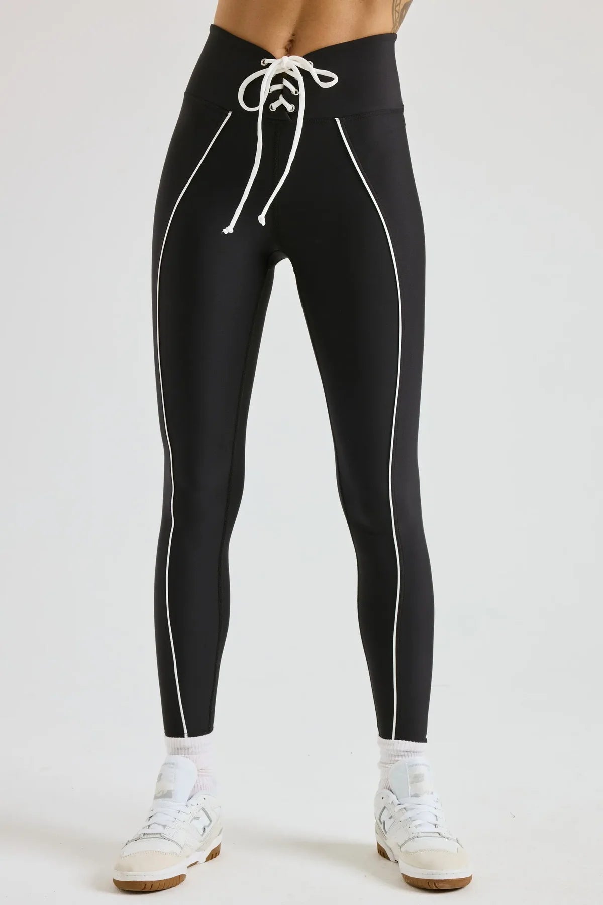 The Field Legging - Black/White