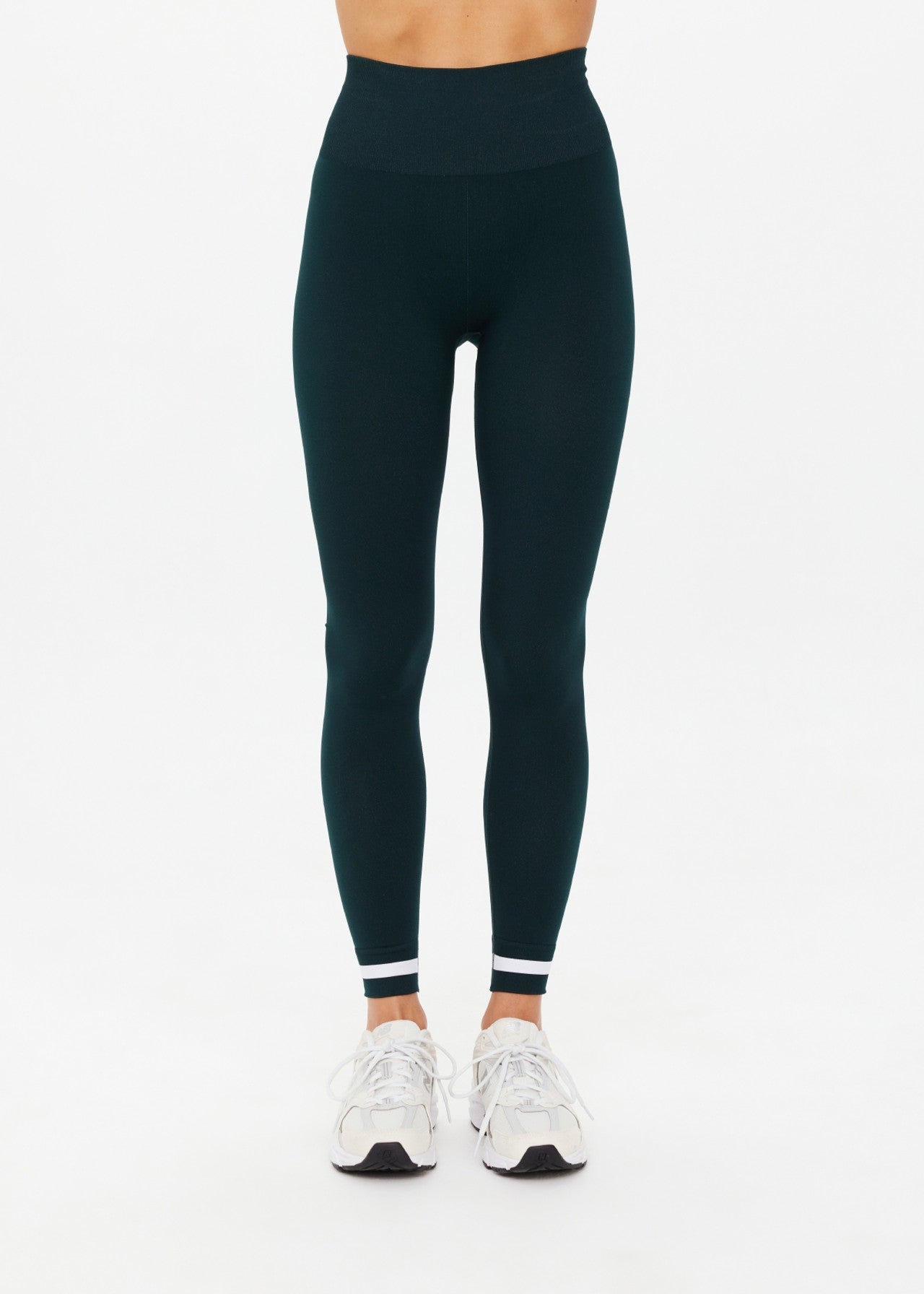 Form Seamless 25In Midi Pant - Green