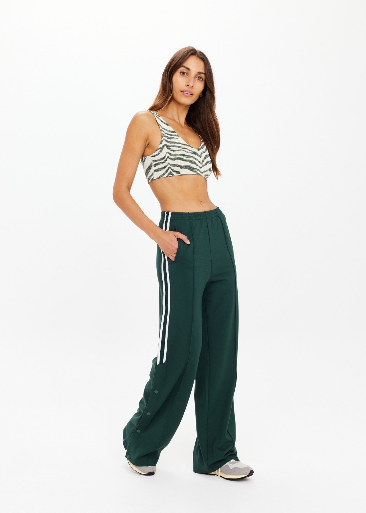 Cobra Zephyr Wide Leg Pant - Green