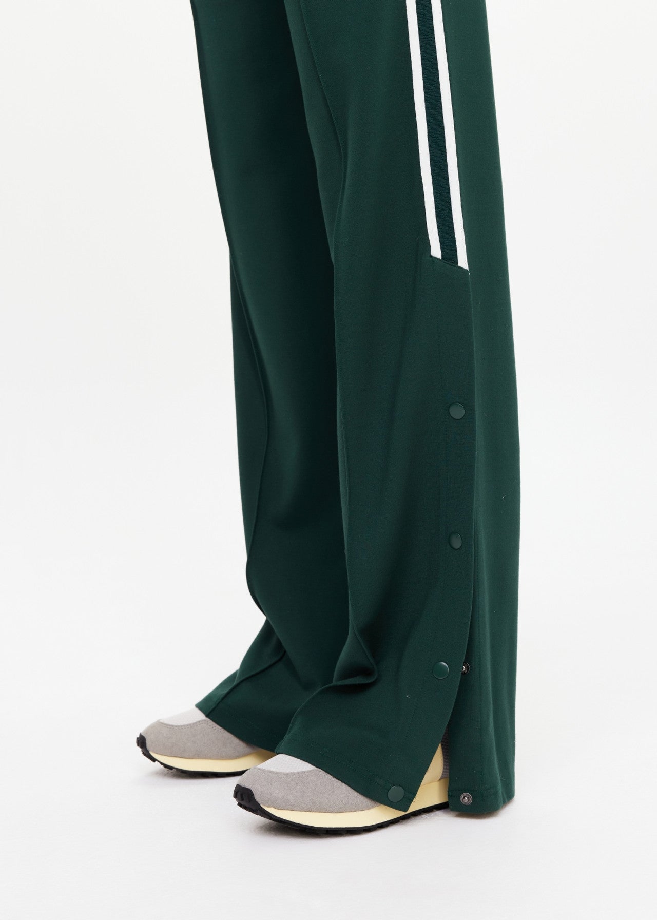Cobra Zephyr Wide Leg Pant - Green