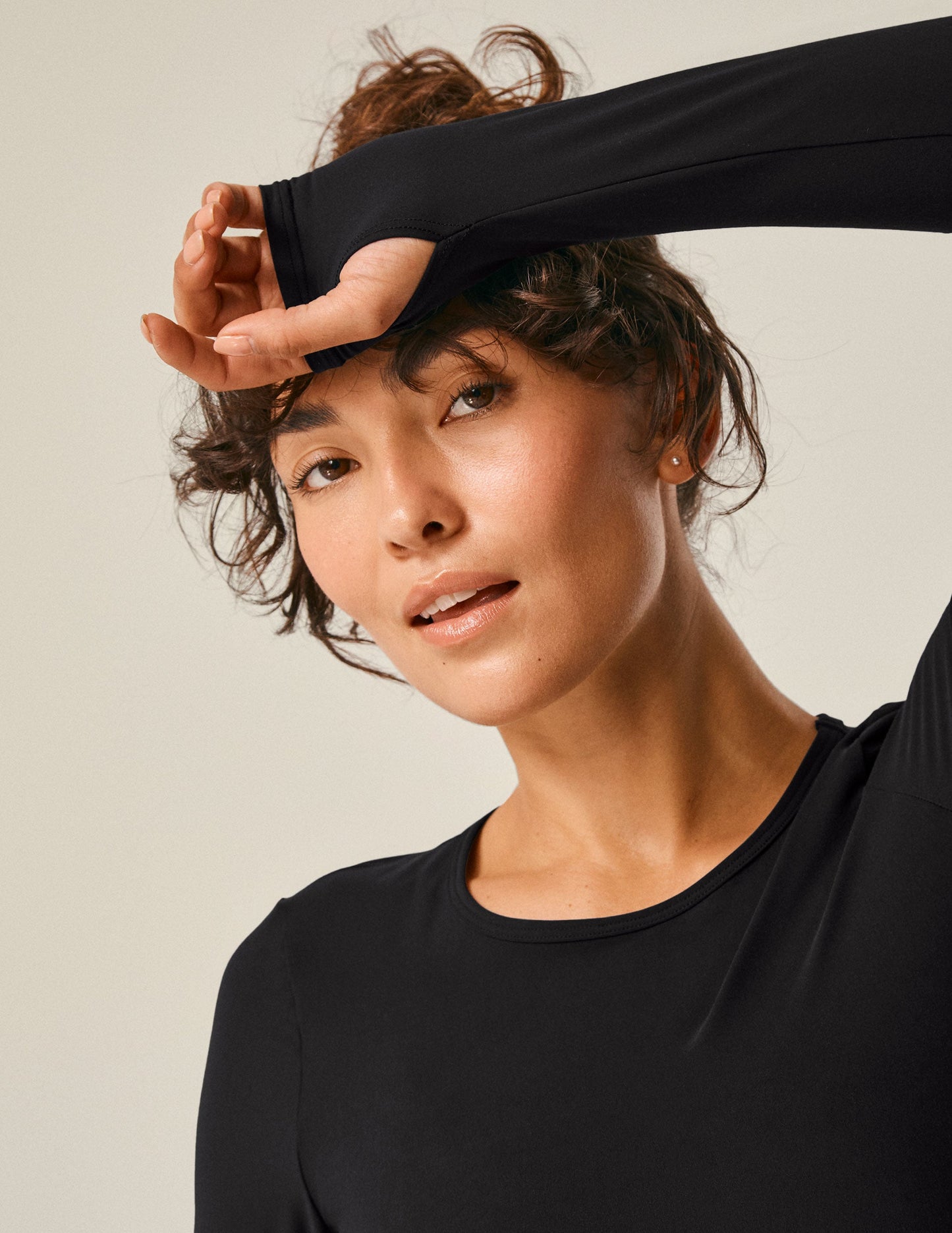 POWERBEYOND™ Lite Cardio Cropped Pullover - Black