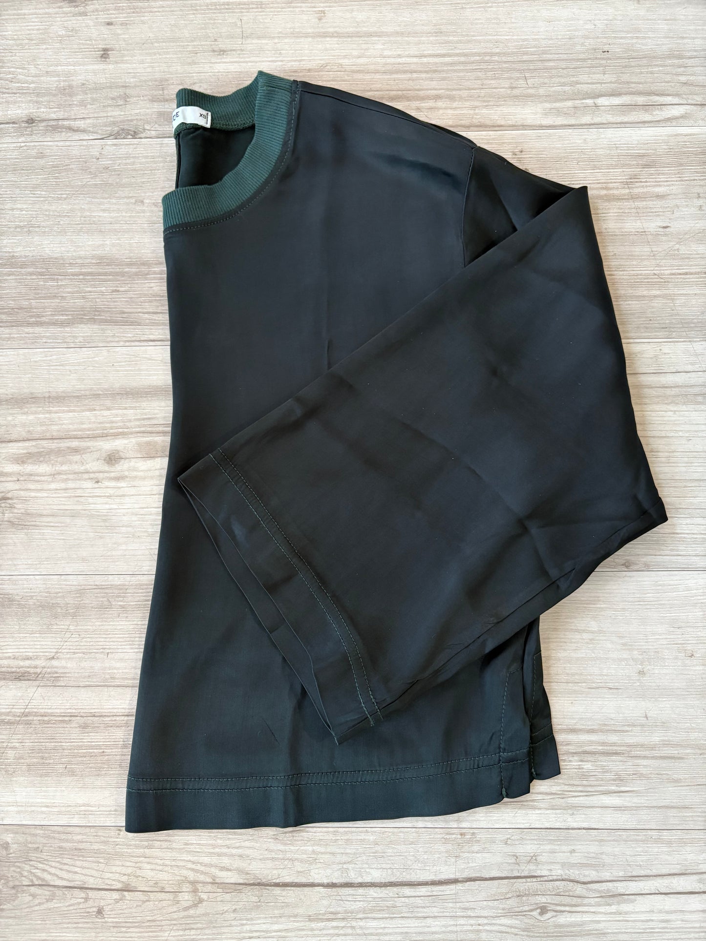 Cosmo Satin Crewneck Top - Everfall