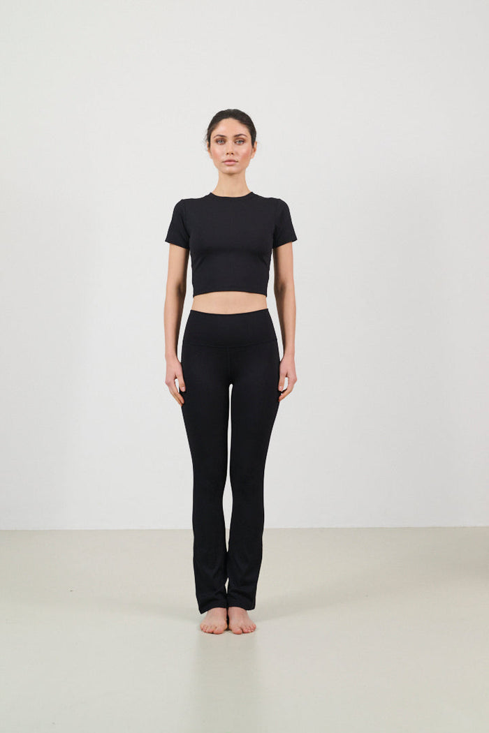 River Lift Highwaisted Flare Legging - Black