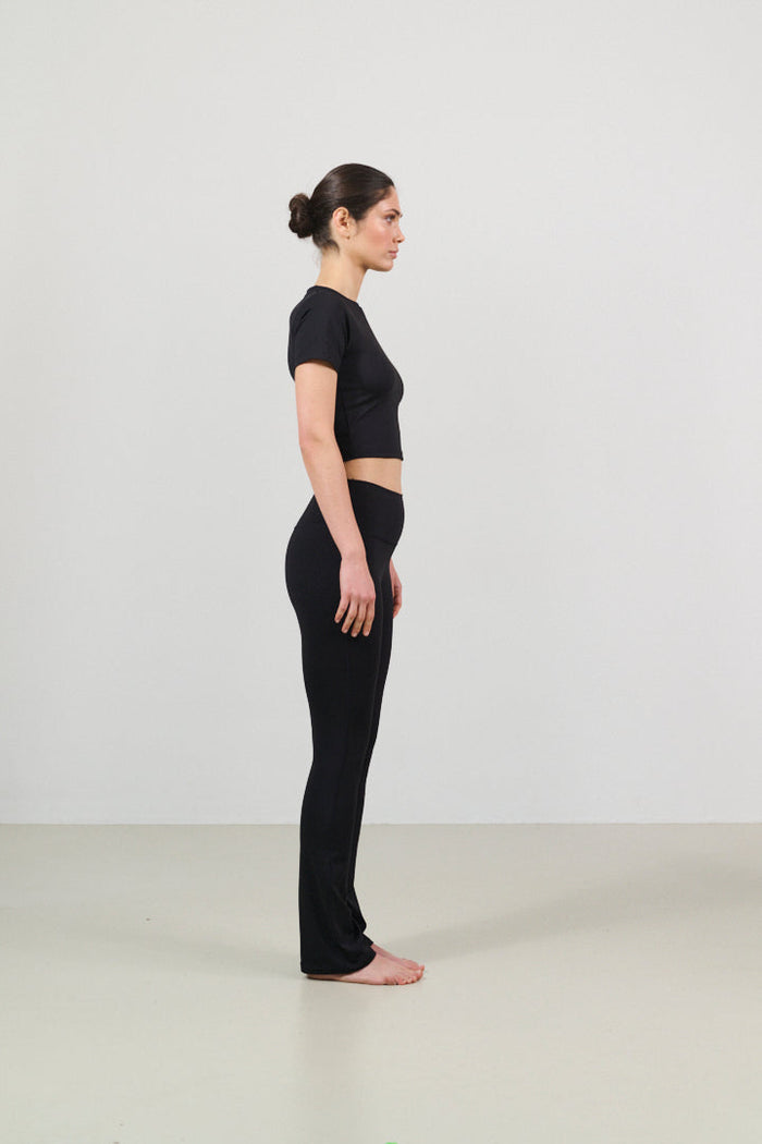 River Lift Highwaisted Flare Legging - Black