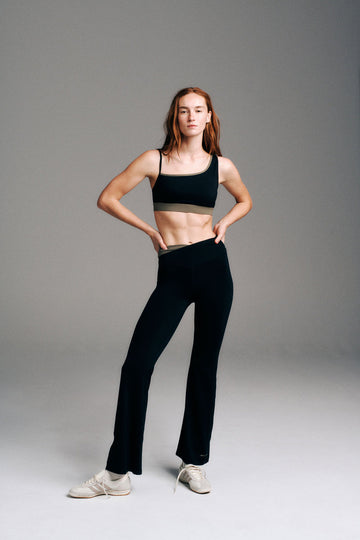 Wander Flare Legging - Black / Dusty Olive