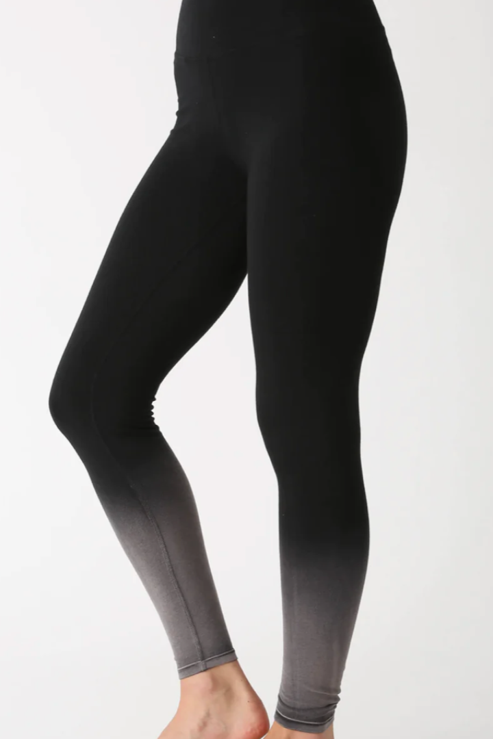 ELECTRIC AND ROSE SUNSET LEGGING IN SUNBLEACH ONYX