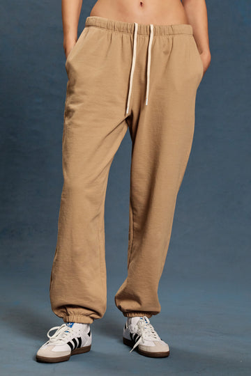 Classic Jogger Sweatpant - Tan