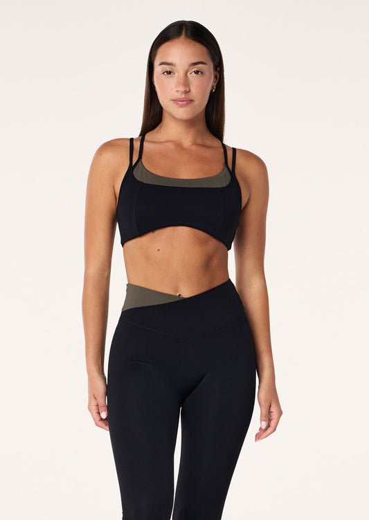 Distortion Sports Bra - Black / Tarmac