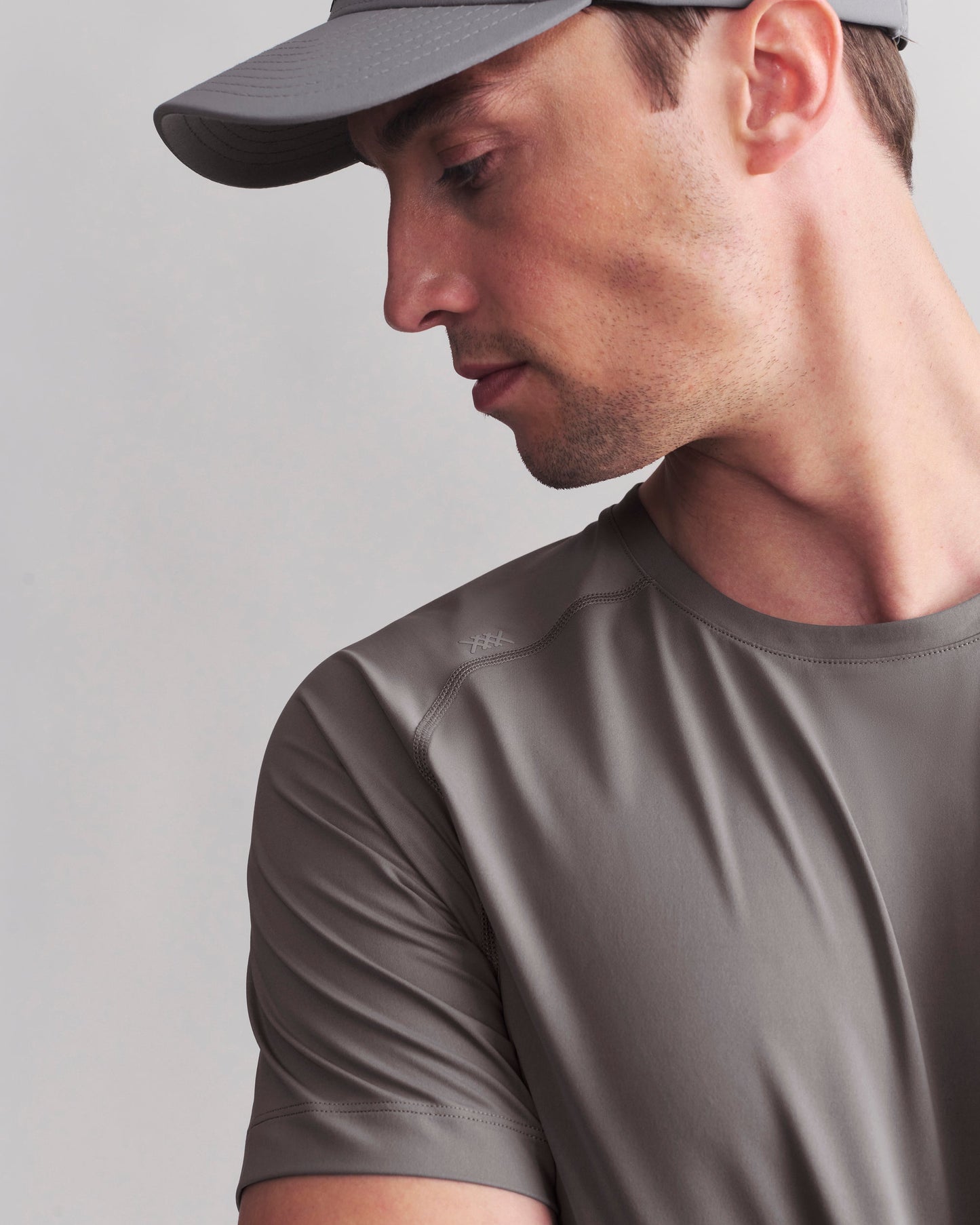 Mens Extra Mile Short Sleeve - Smoke/Asphalt