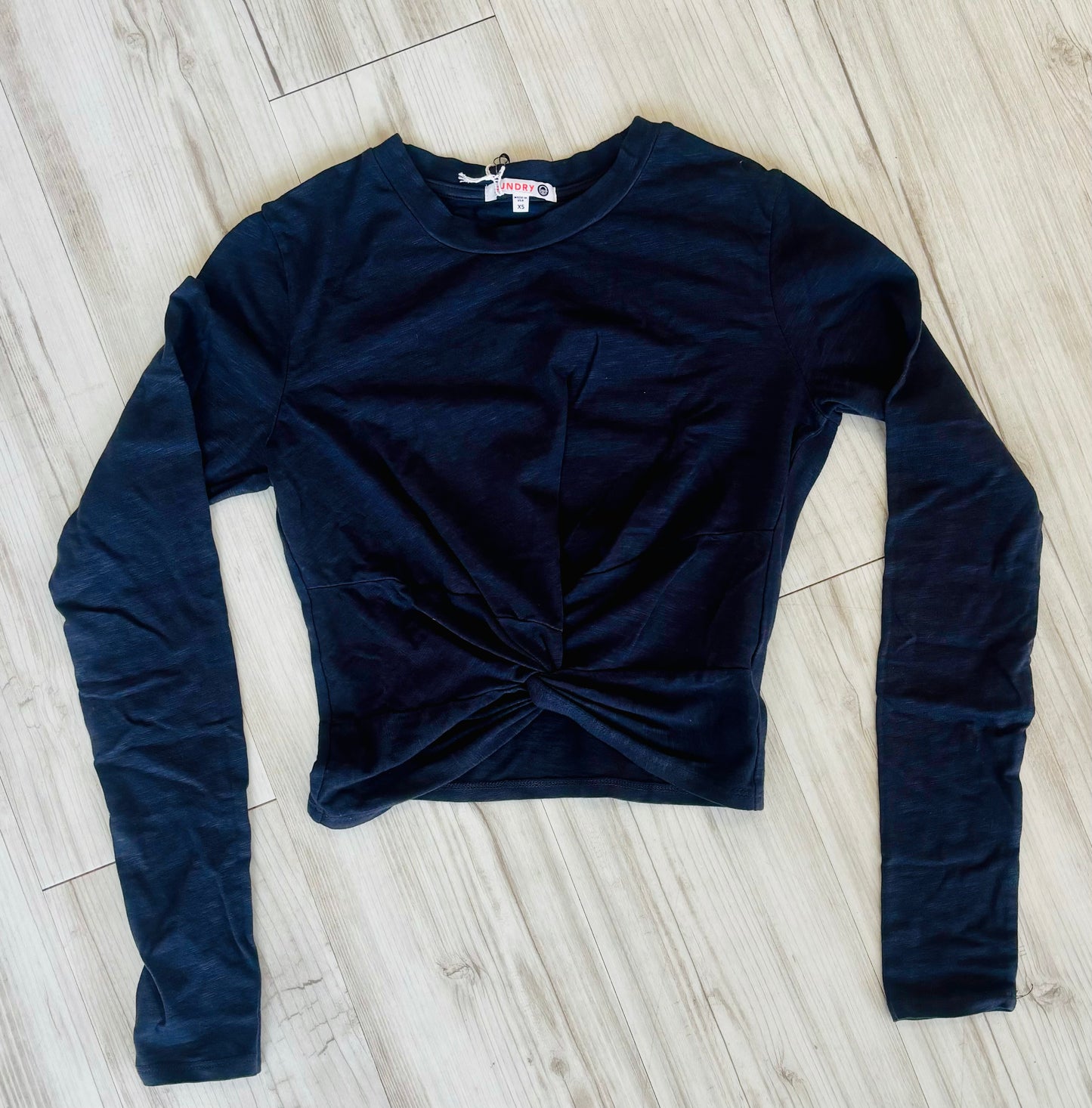 Long Sleeve Twist Tee - Washed Black