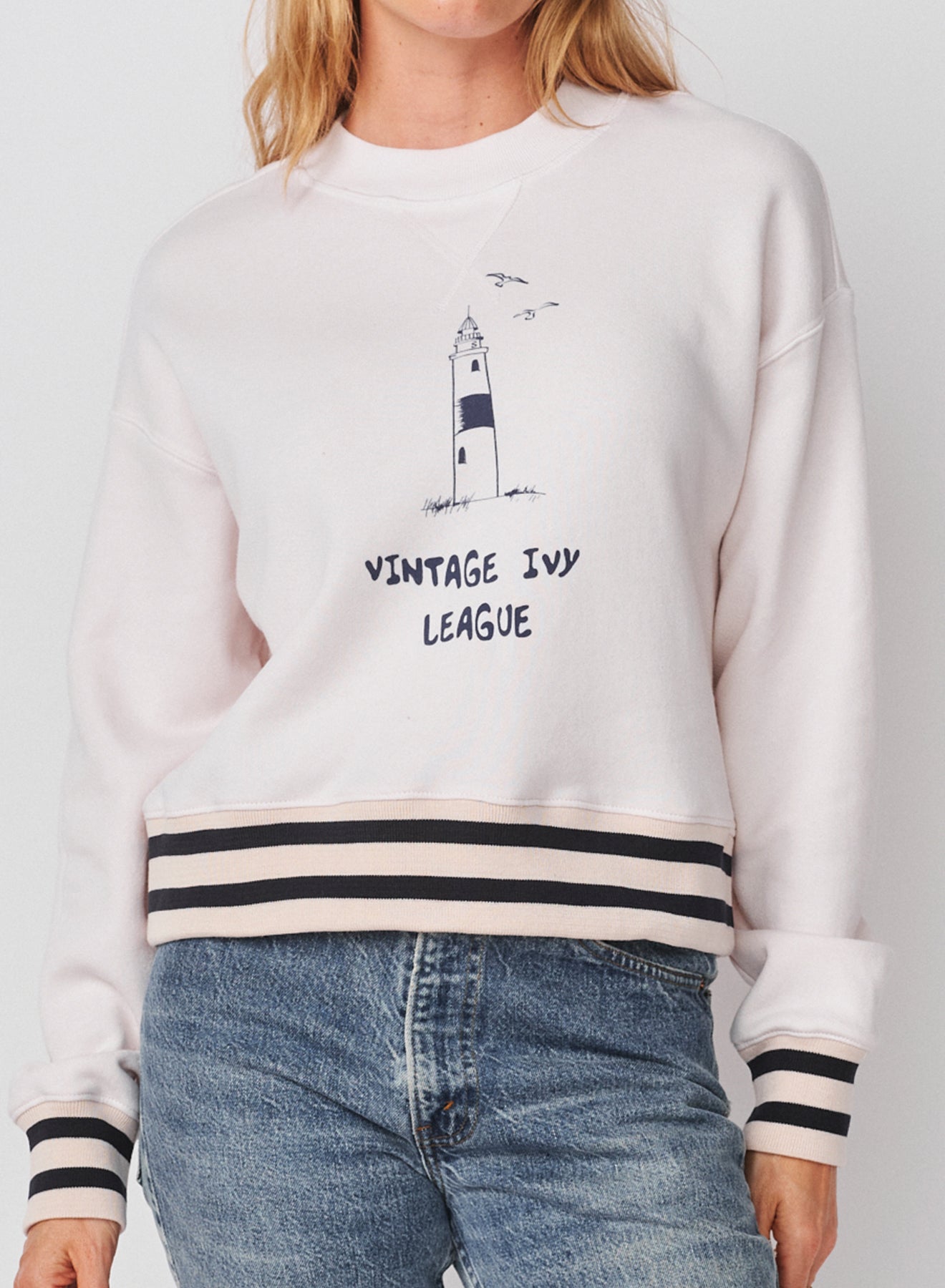Athletic Sweatshirt - Vintage Ivy League - Oyster