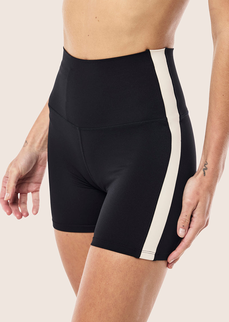 Highgate 5" Bike Short - Black / Cloud