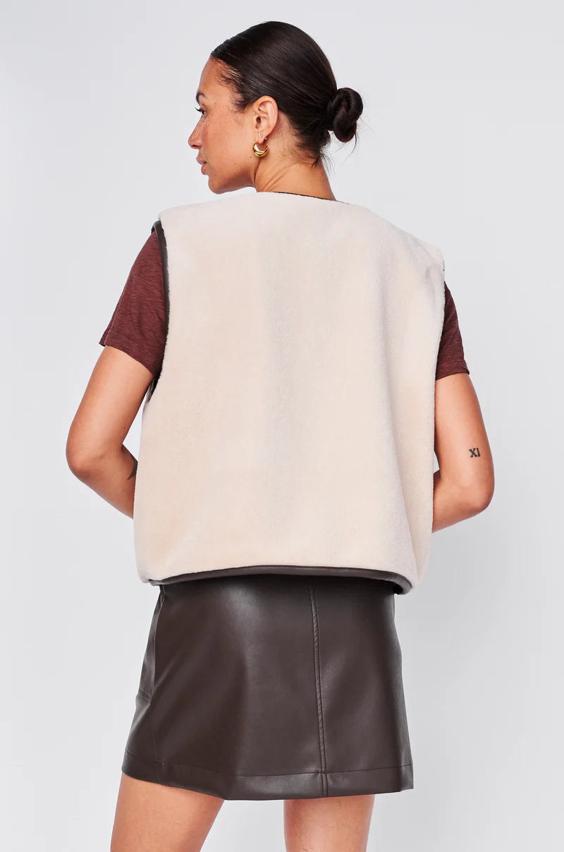 Faux Fur Vest - Tutu