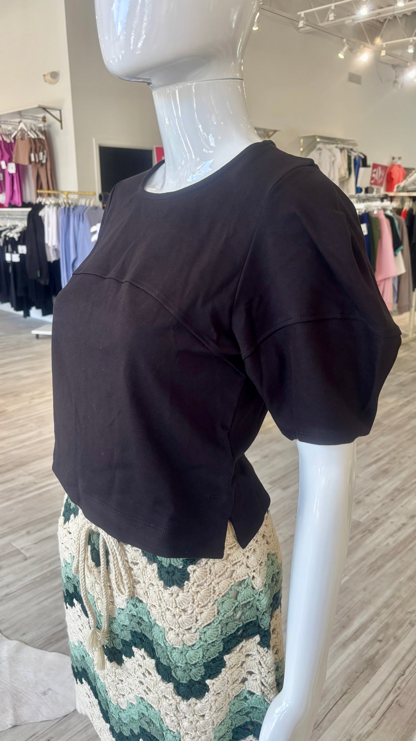 Luxe Ponte Lantern Sleeve Top - Black