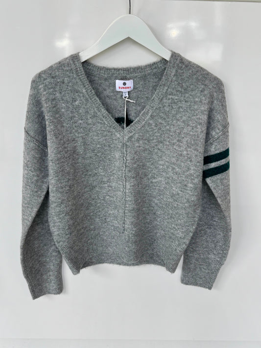 Lucky 7 V-Neck Intarsia Sweater - Heather Grey
