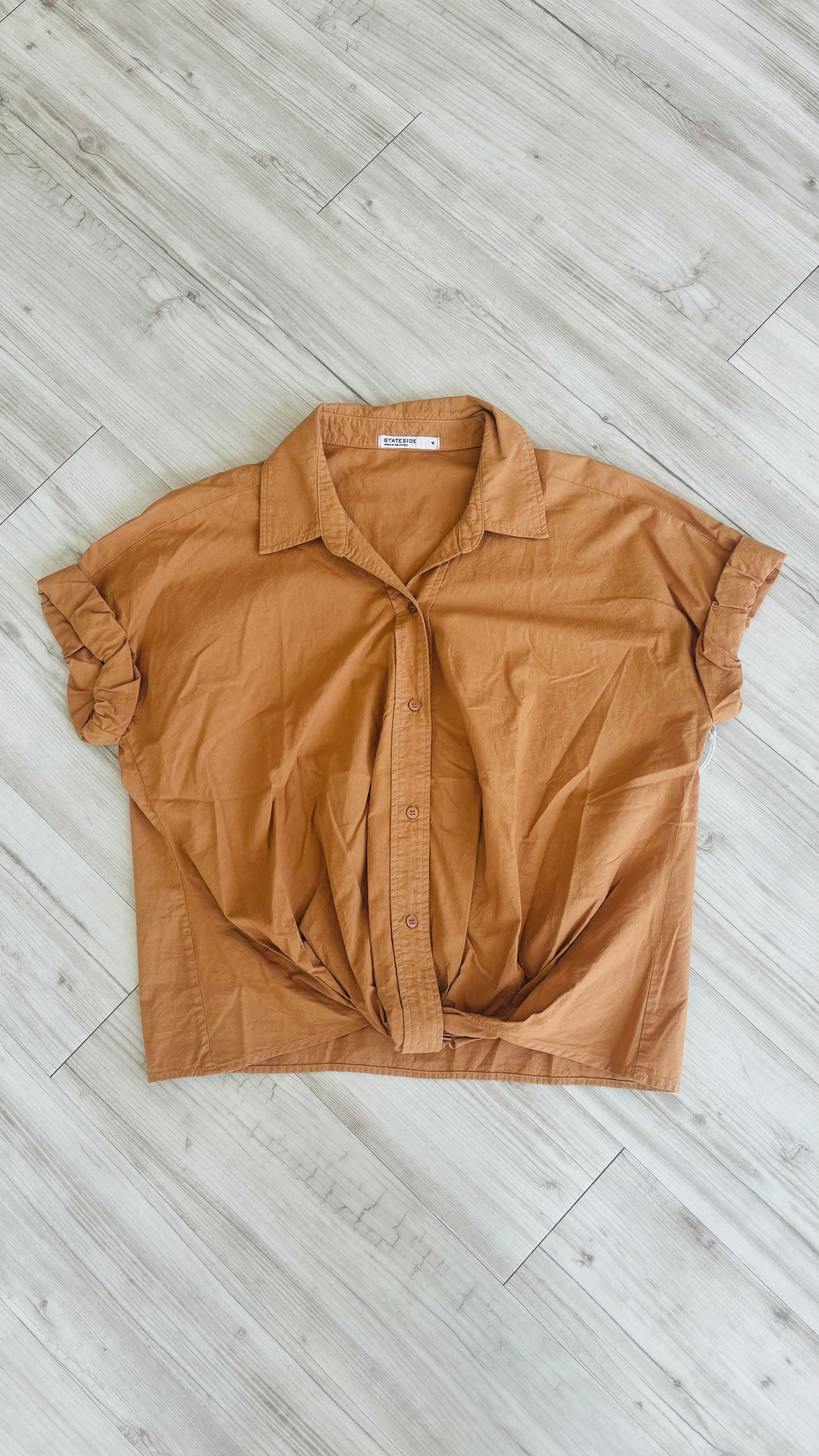 Voile Short Sleeve Cropped Twist Shirt - Almond