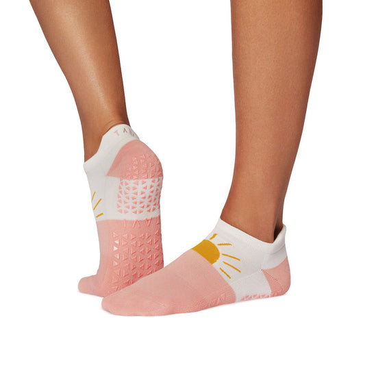 Savvy Grip Socks - Outshine