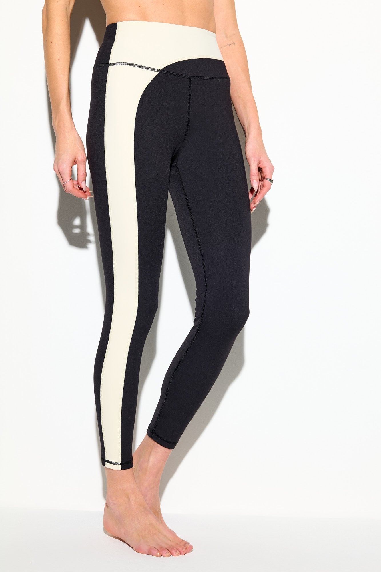Skye 7/8 High Waist Legging - Black/Canvas