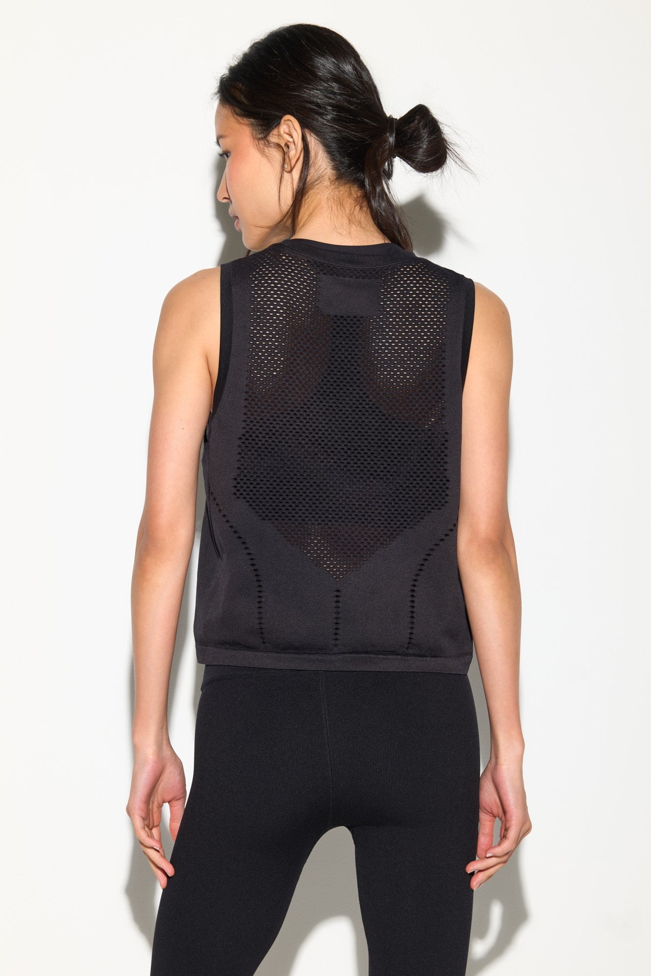 Toni Muscle Tank - Black