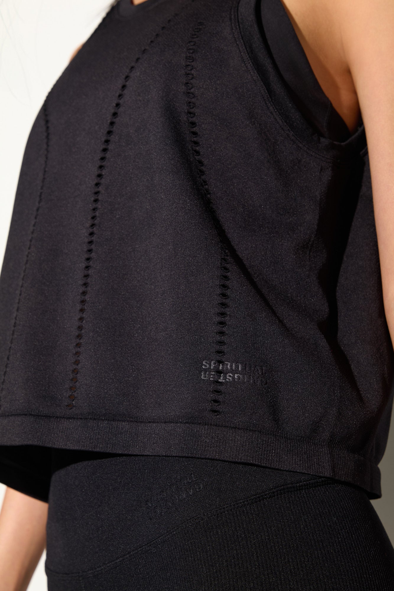 Toni Muscle Tank - Black