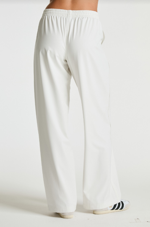 The Essential Pant - White