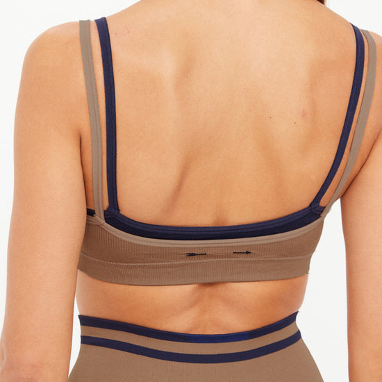 form double layer sports bra back view