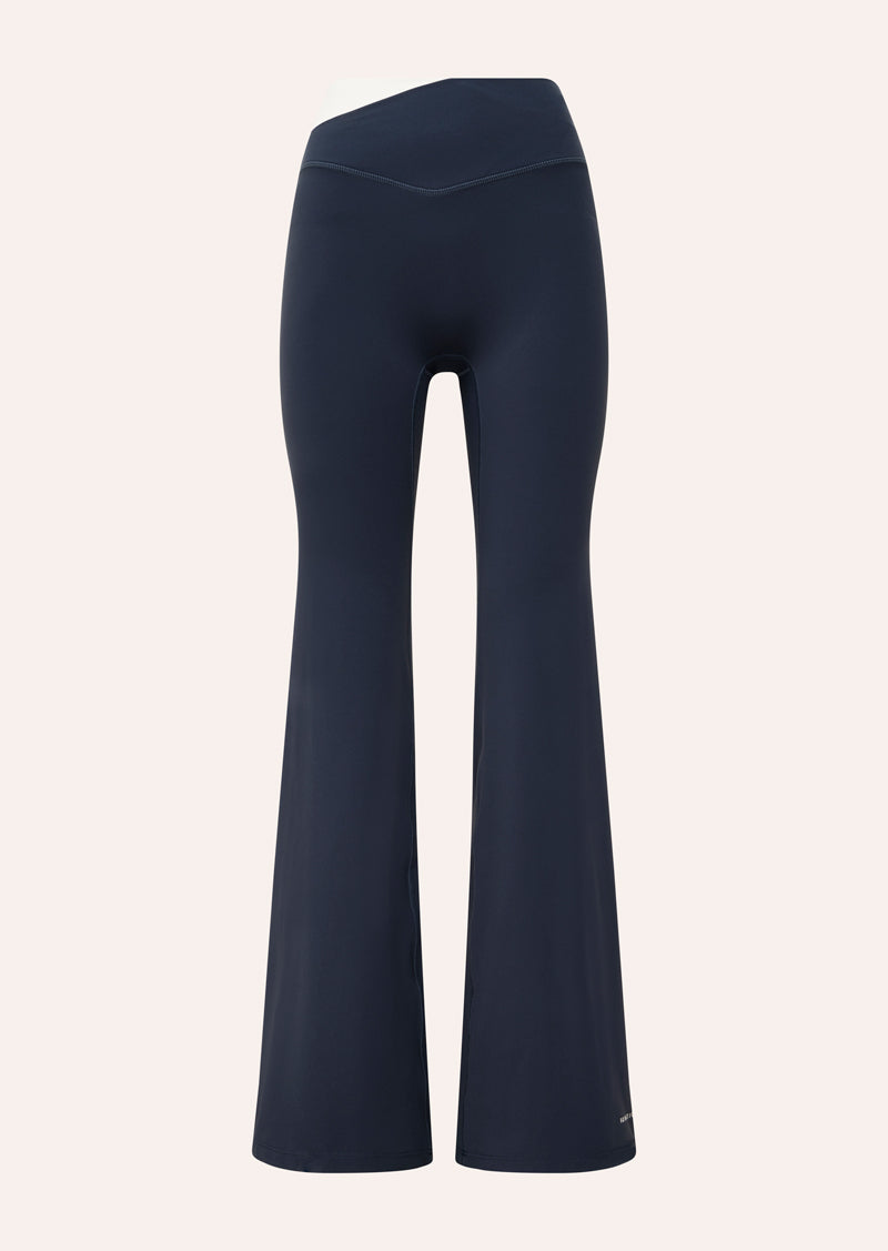 Wander Flare Legging - Marine Blue / Whisper White