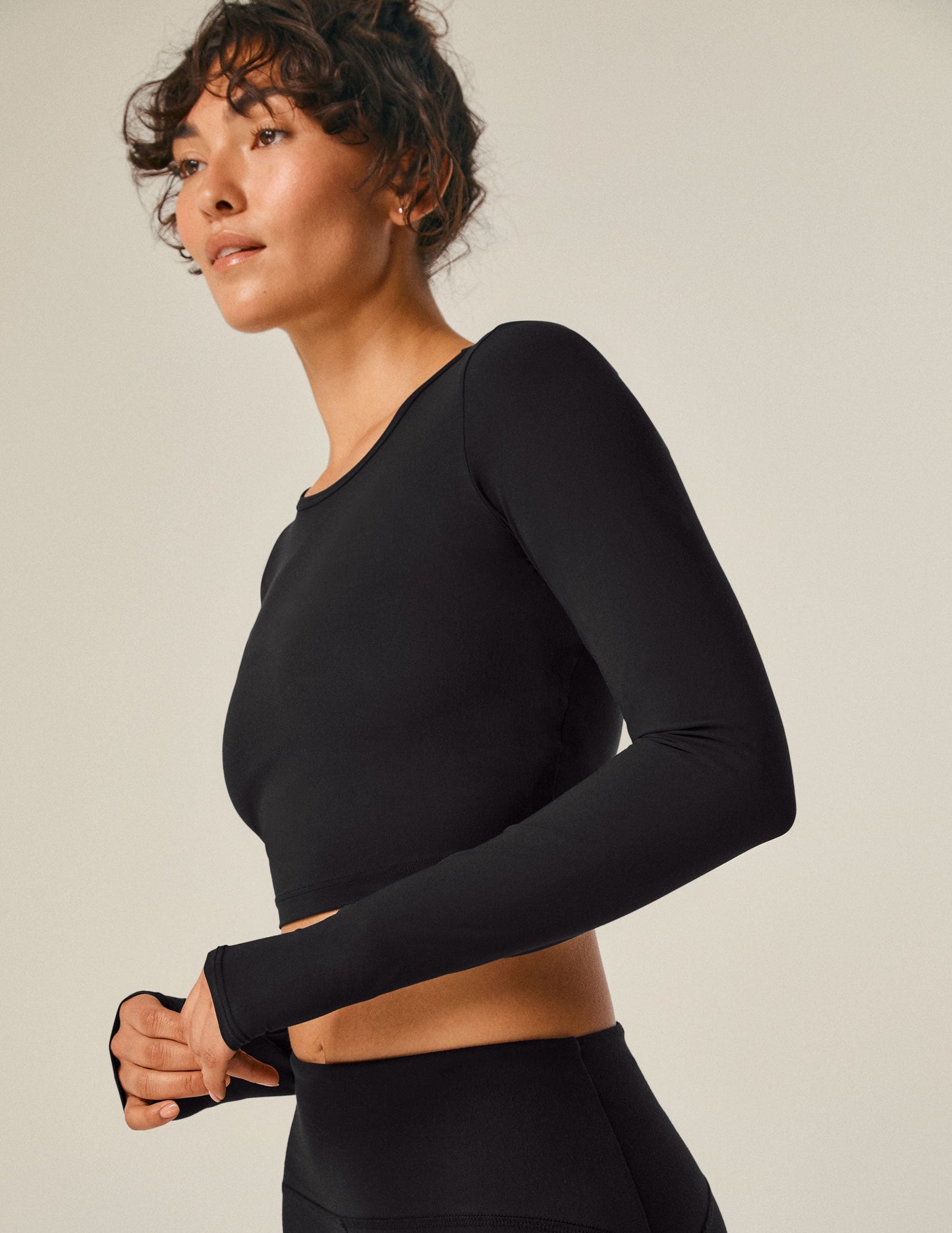 POWERBEYOND™ Lite Cardio Cropped Pullover - Black