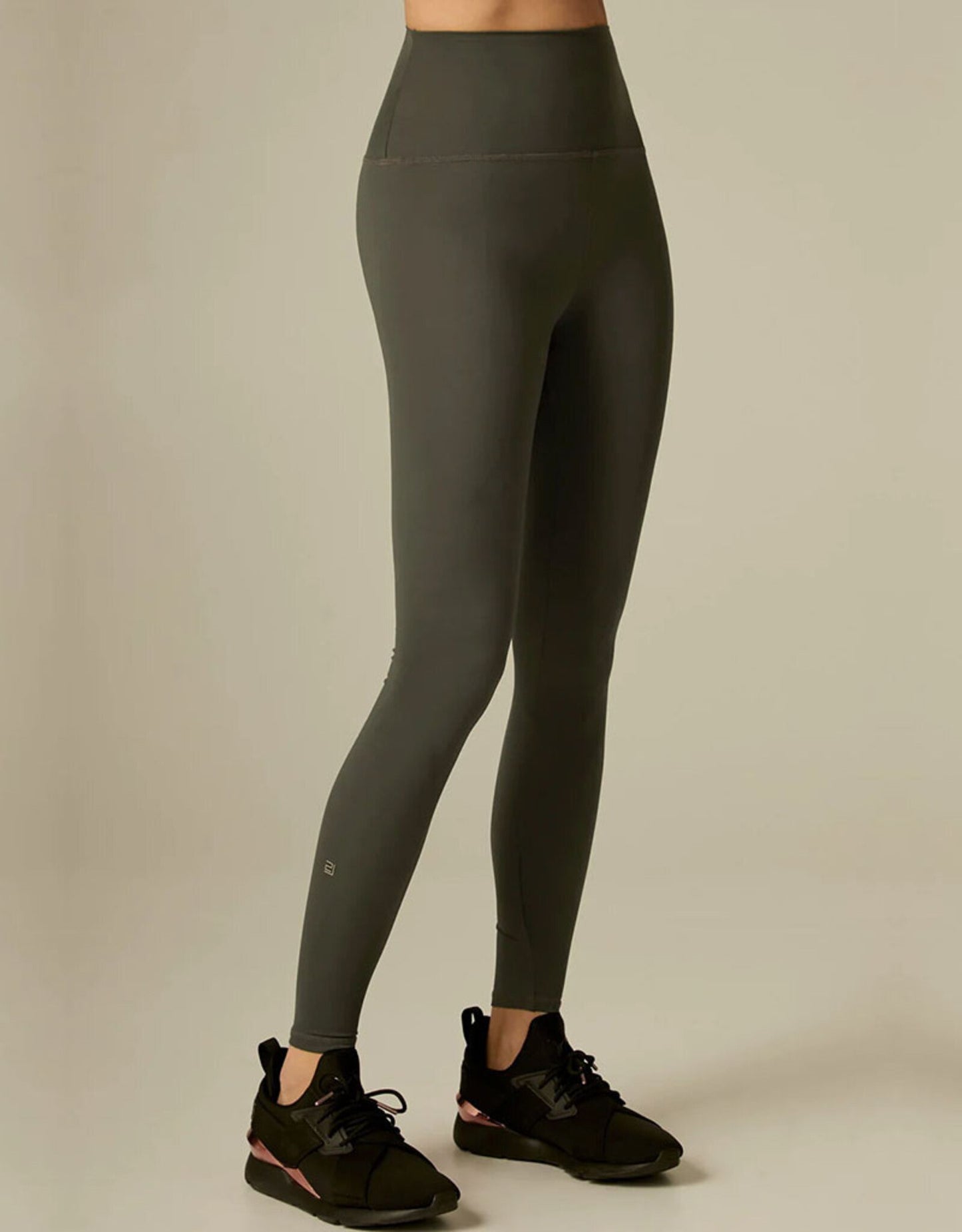 Row Legging - Olive Green